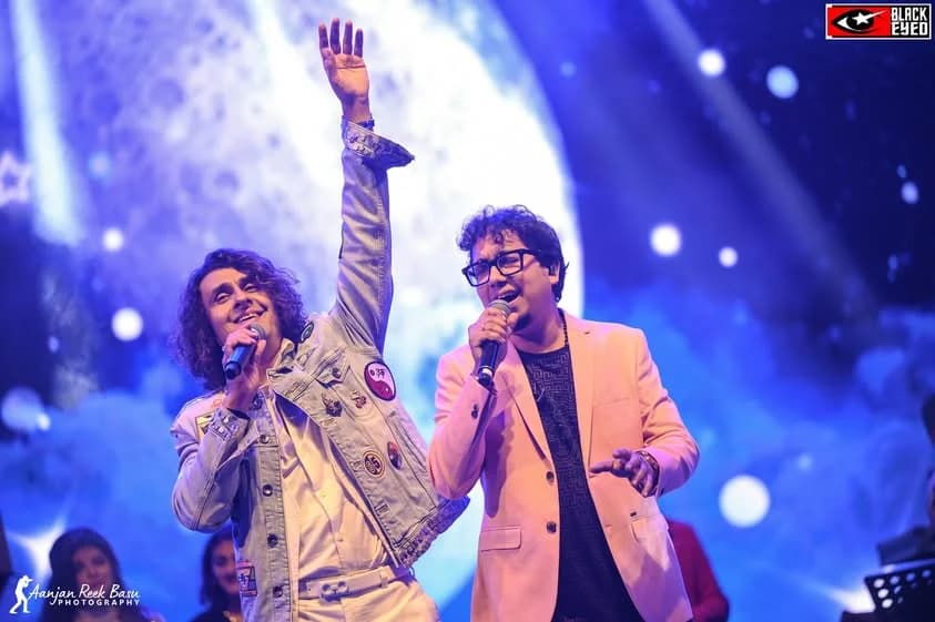 Sonu Nigam Live at Sanaka, Durgapur — event photograph 11