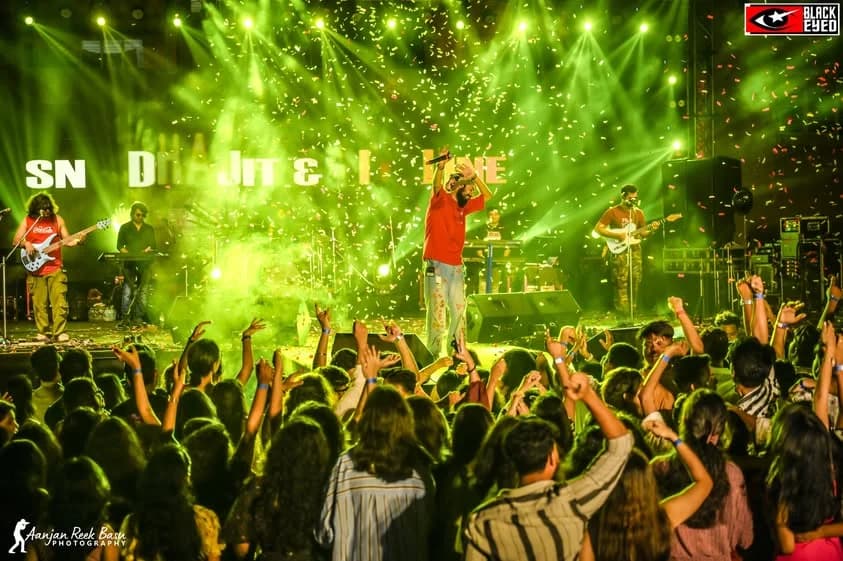 Snigdhajit & Liveline Live at ESIC Medical College for Surge 2024 — event photograph 7