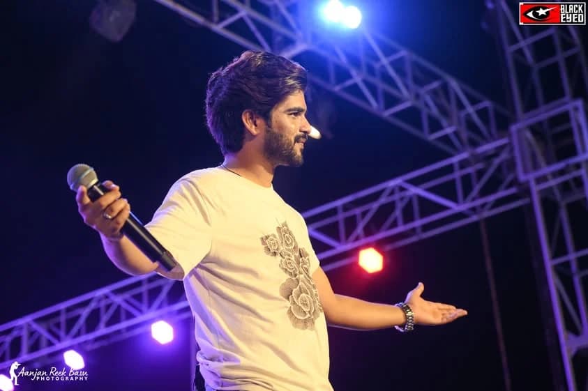 Salman Ali Live at Itahar College — event photograph 7