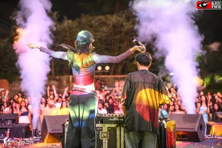 Zephyrtone Live at Surge 2024 — event photograph 2