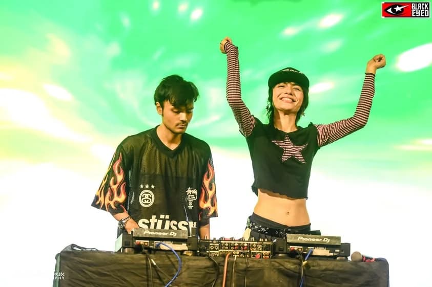 Zephyrtone Live at Surge 2024 — event photograph 14