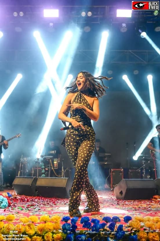 Riya Bhattacharya Live at Kalyani — event photograph 5