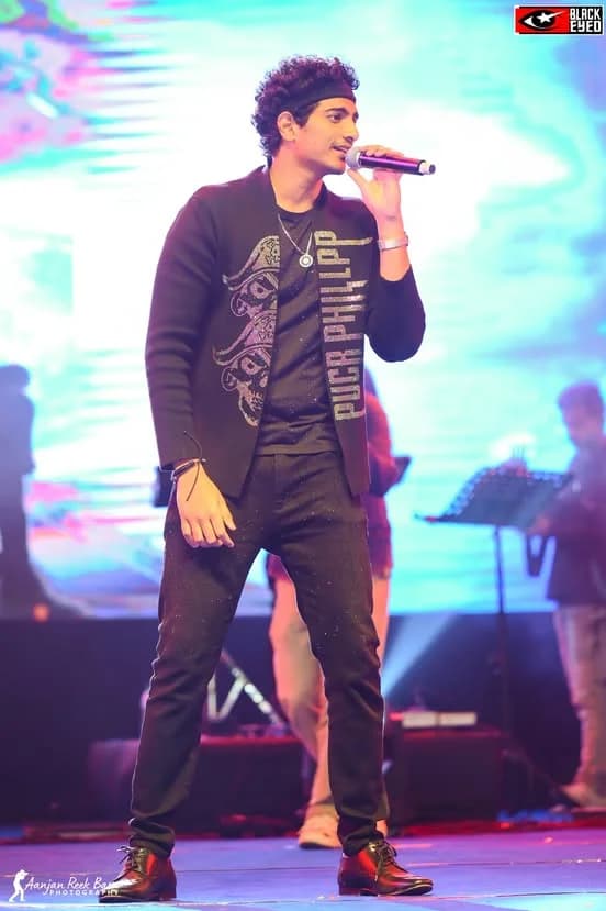 Palak & Palash Muchhal at a BlackEyed event