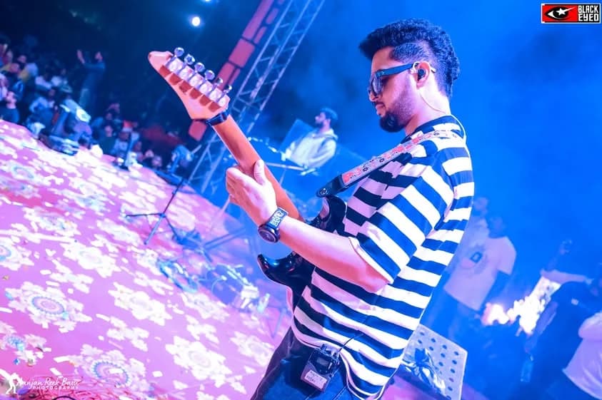 Nakash Aziz Live at Kharagpur — event photograph 9