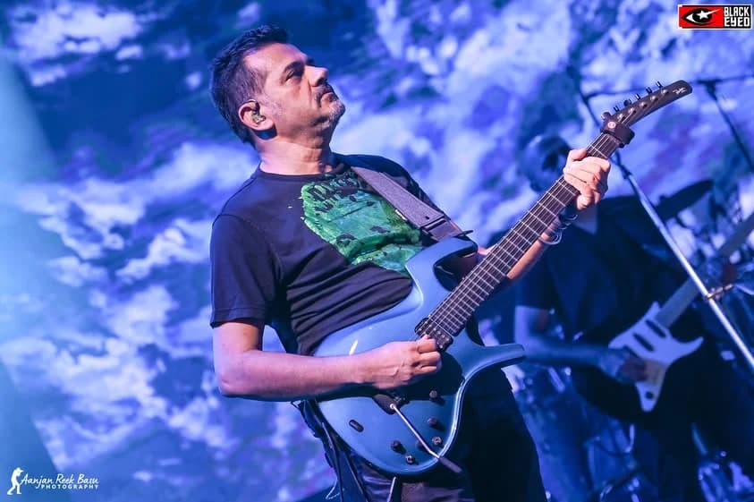 Shankar Ehsaan Loy Live at IPGME&R & SSKM — event photograph 8