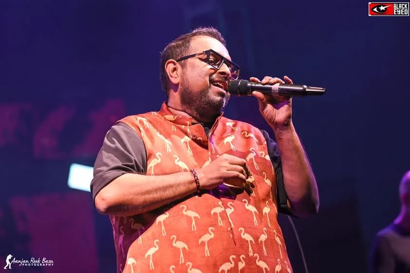 Shankar Ehsaan Loy Live at IPGME&R & SSKM — event photograph 9