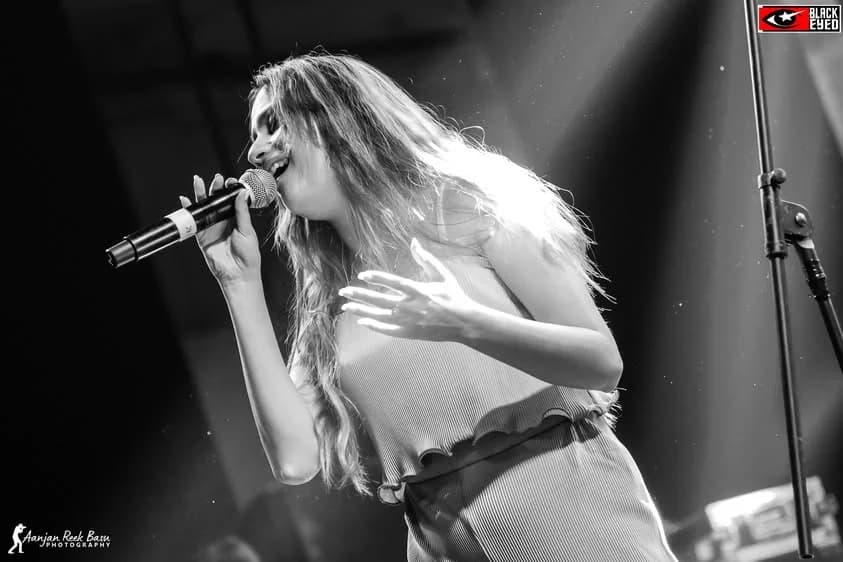 Aakanksha Sharma Live at College of Medicine & JNM Hospital — event photograph 1