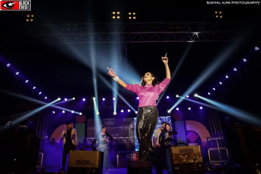 Nusrat Faria Live in Concert — event photograph 12