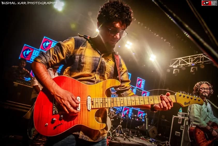 Timir Biswas Live � TBL — event photograph 6