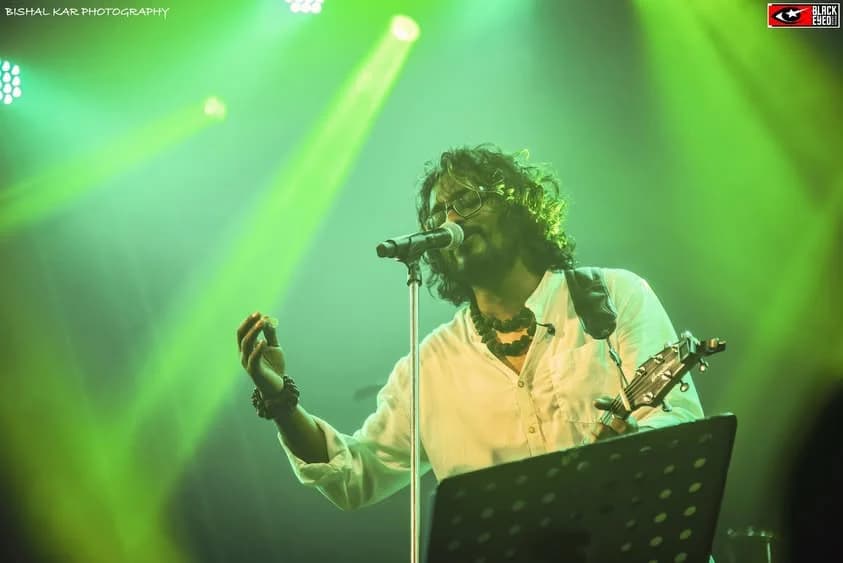 Timir Biswas Live � TBL — event photograph 14