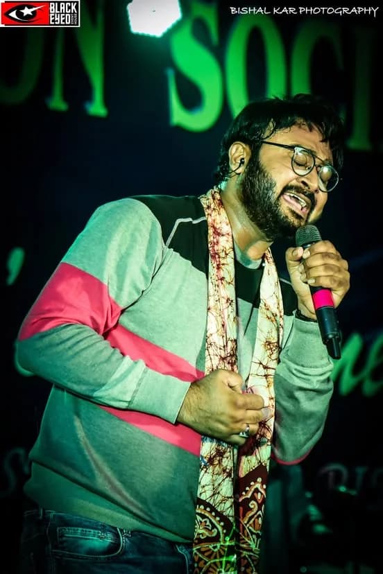 Arnab Dutta Live — event photograph 5