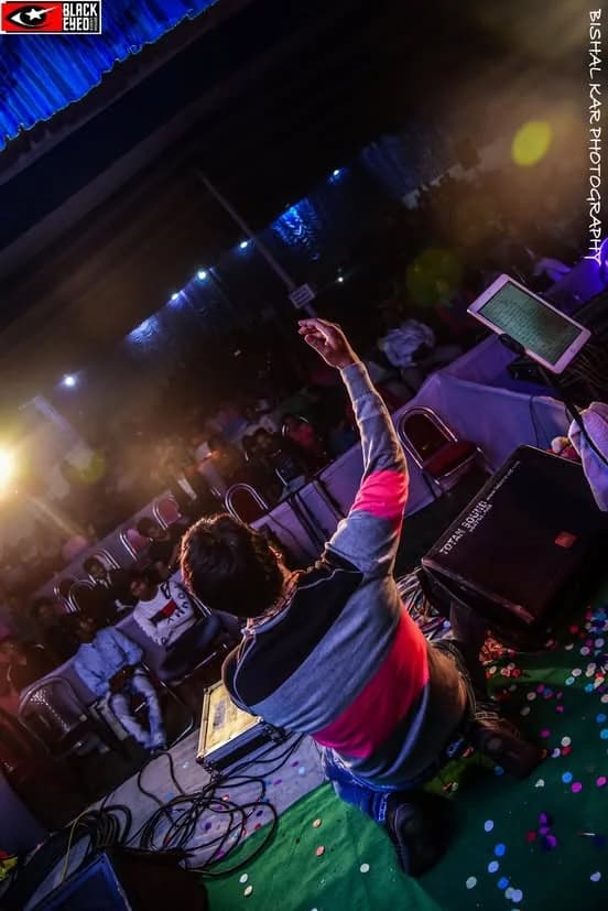 Arnab Dutta Live — event photograph 8