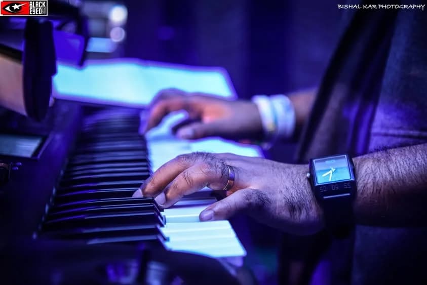 Arnab Dutta Live — event photograph 14
