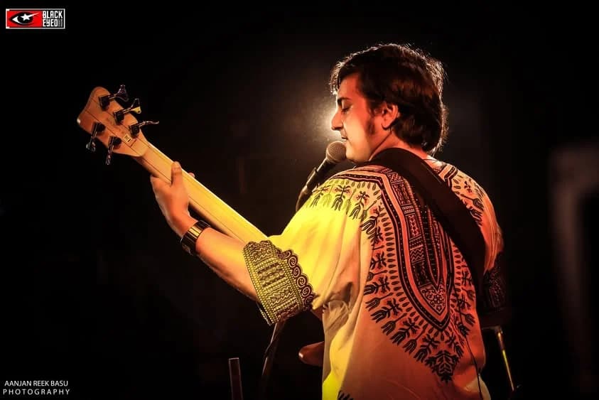 Surojit O Bondhura Live — event photograph 7