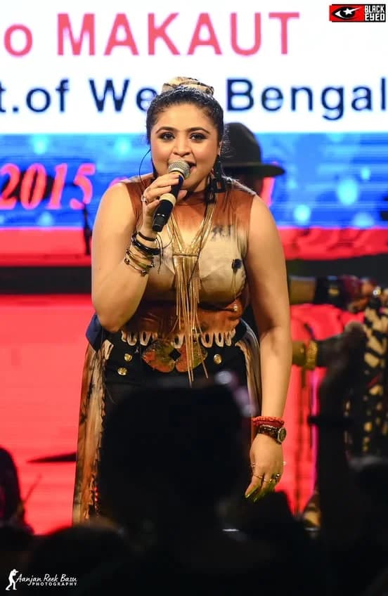 Vinod Rathod & Chandni Mukherjee LIVE — event photograph 10