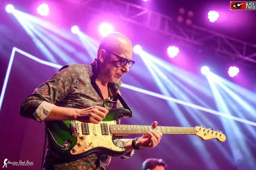 Anjan Dutt LIVE — event photograph 13