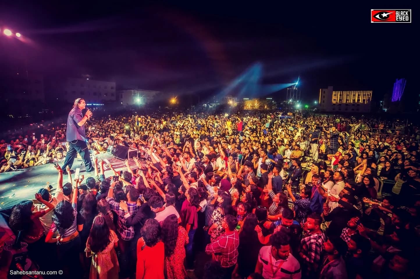 Jubin Nautiyal Live at Santiniketan Medical College — event photograph 8