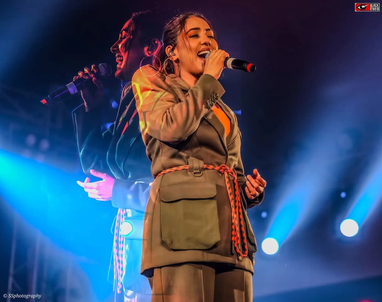 Neeti Mohan Live in Concert — event photograph 6