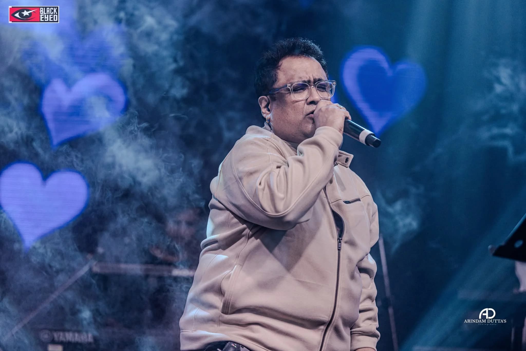 Kunal Ganjwala live at Kolkata CNMC — BlackEyed event photograph 456