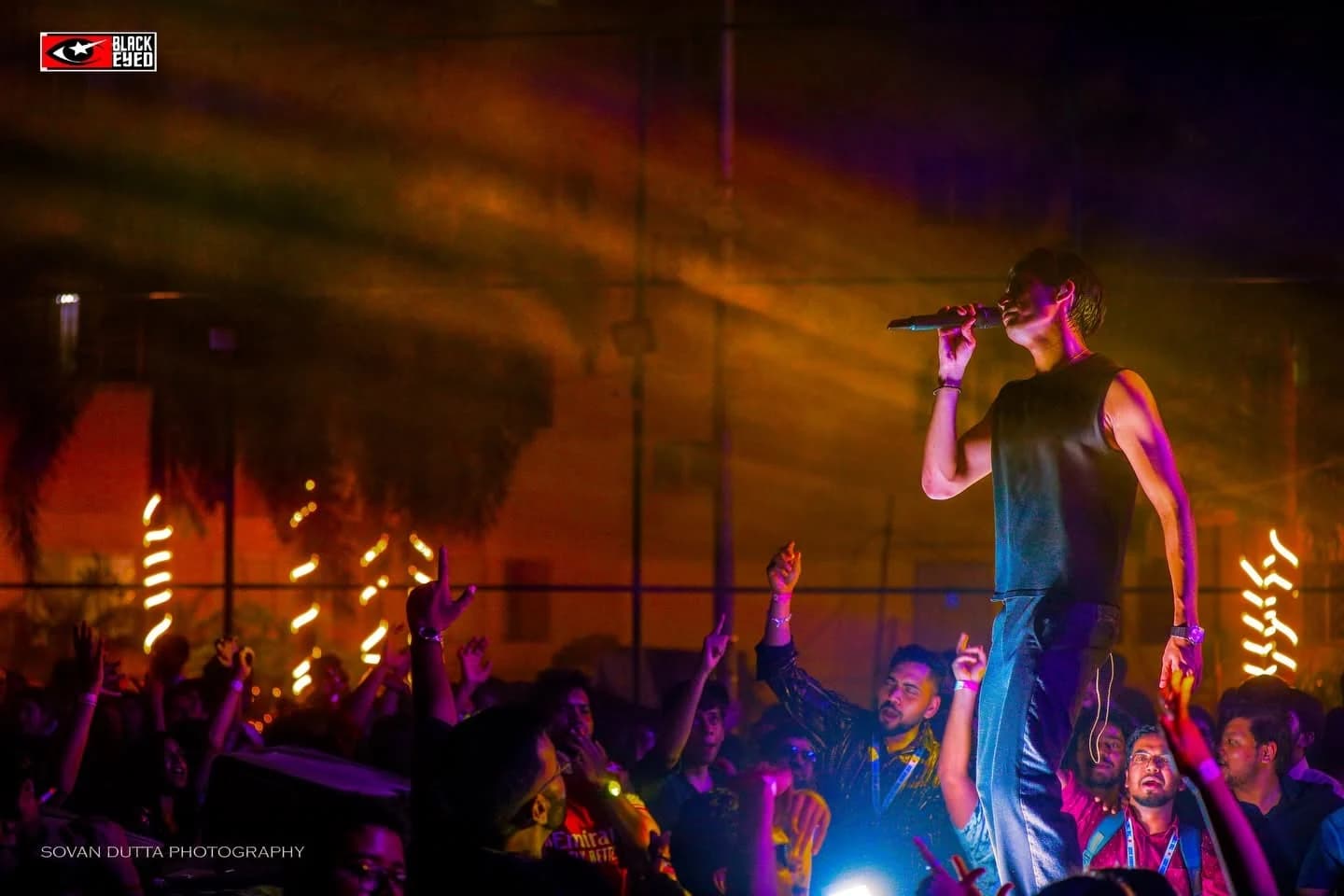 Maahi live at SURGE — BlackEyed event photograph 287